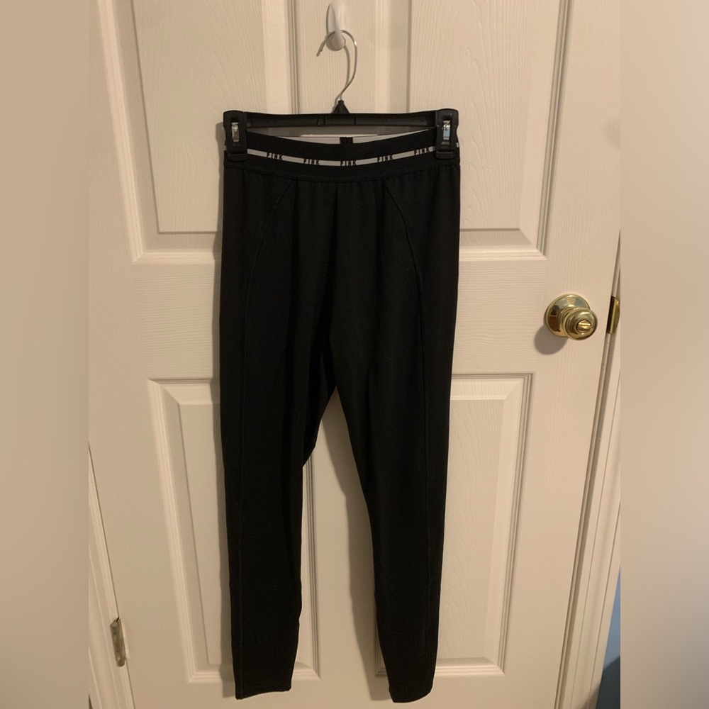 Size medium black leggings from pink